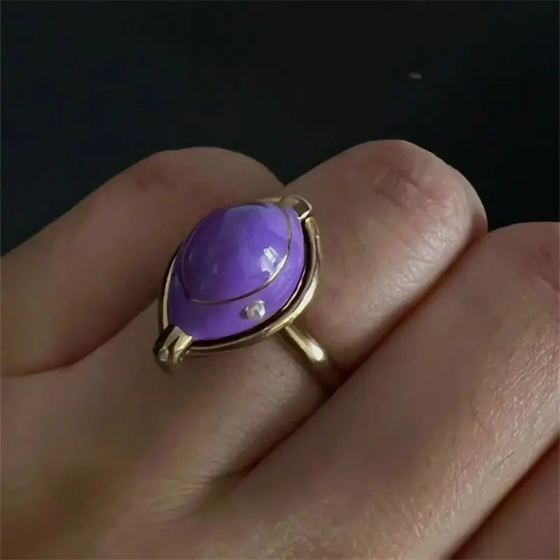 Alice in Wonderland Young Oyster Baby Ring – Openable Surprise Easter Egg Shape