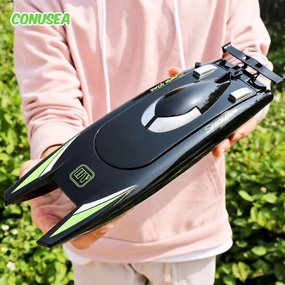 30Km/h High-Speed RC Racing Boat – Dual Motor Power!