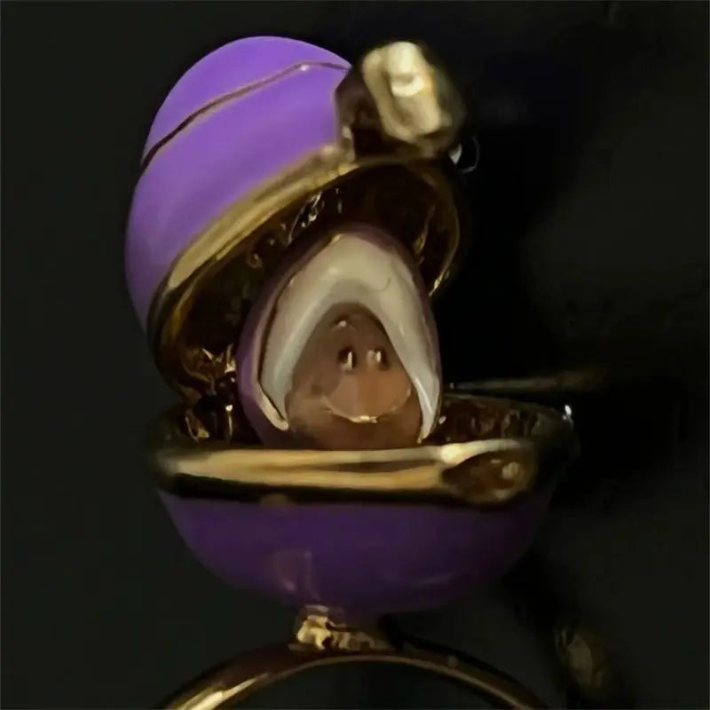 Alice in Wonderland Young Oyster Baby Ring – Openable Surprise Easter Egg Shape
