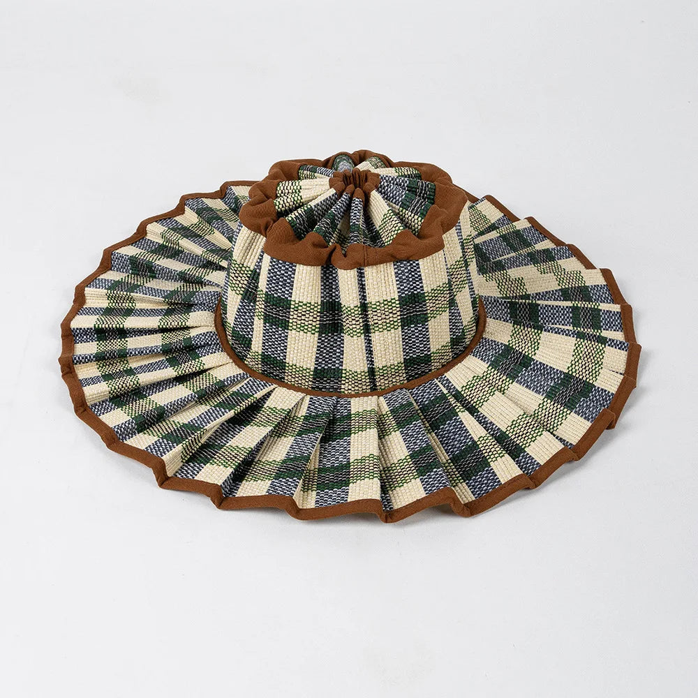 Foldable Pleated Straw Hat – Fashionable & Waterproof