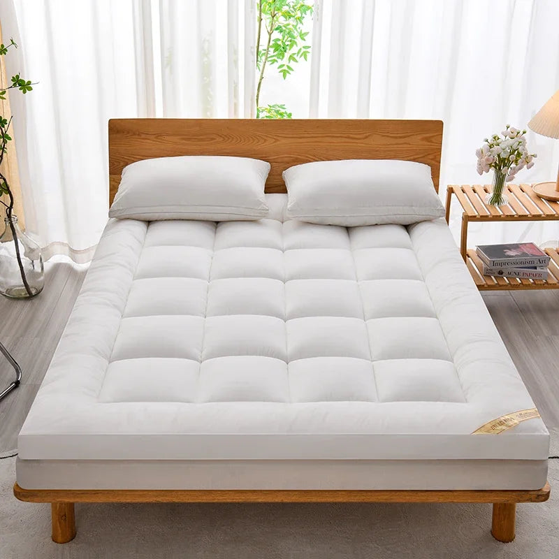 Thicken Fluffy Mattress Topper – All-Season Comfort