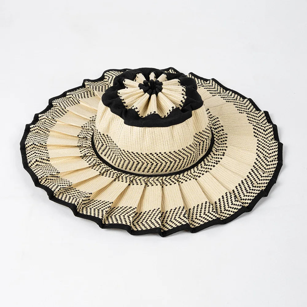 Foldable Pleated Straw Hat – Fashionable & Waterproof