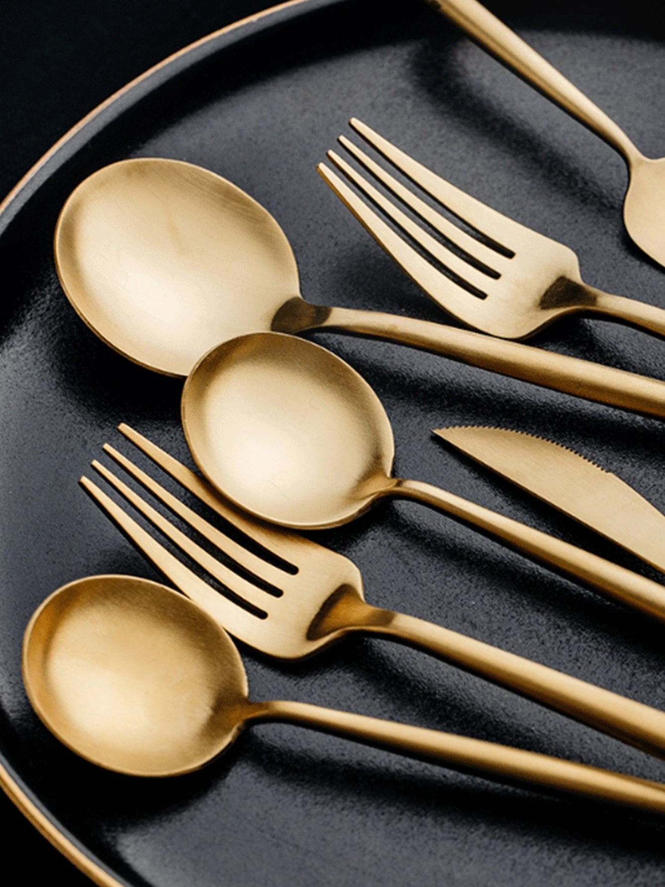24-Piece Stainless Steel Dinnerware Set