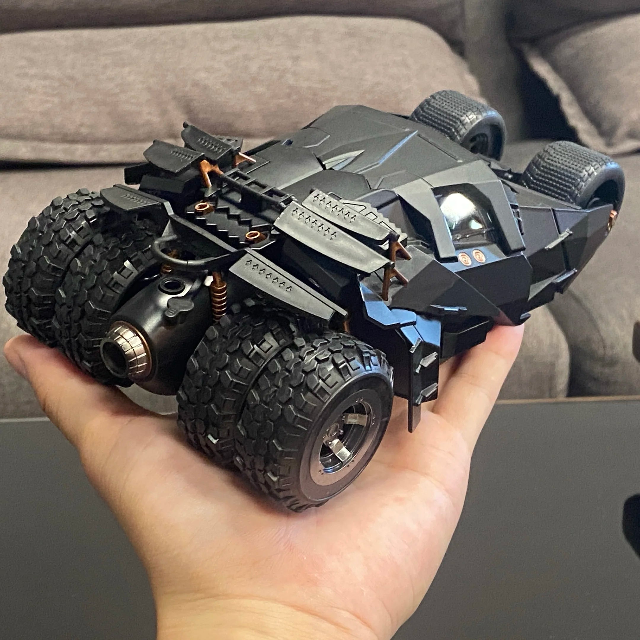 1:24 Batmobile Tumbler Alloy Diecast Truck Model