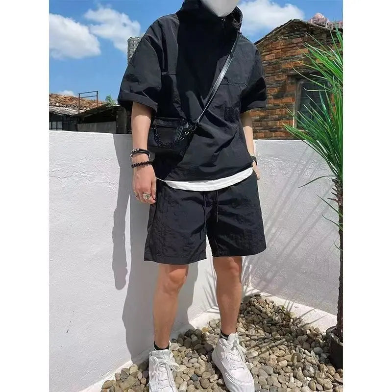 Utility Meets Style: 2025 Men’s Hooded Zipper Two-Piece Set