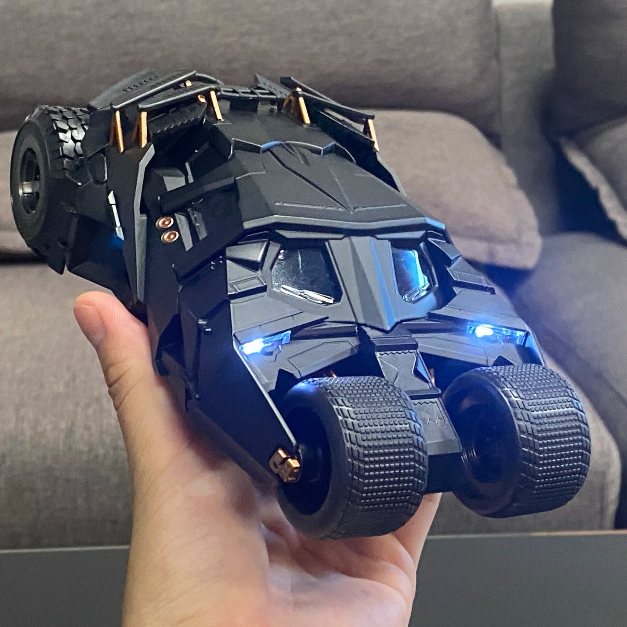 1:24 Batmobile Tumbler Alloy Diecast Truck Model