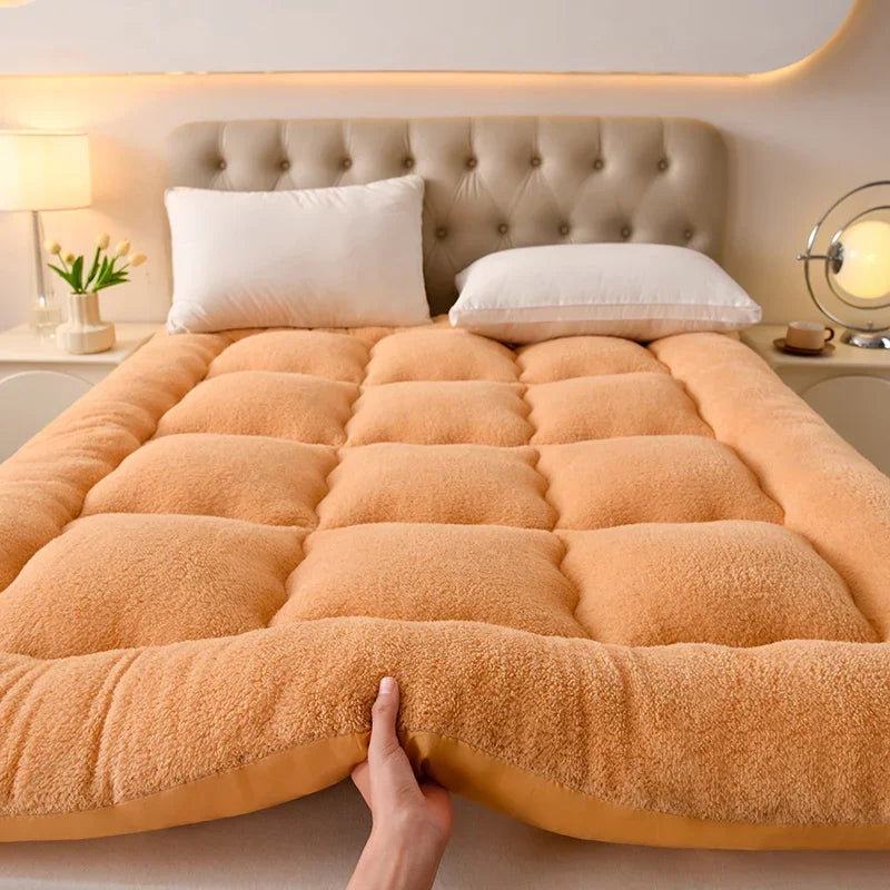 Thicken Fluffy Mattress Topper – All-Season Comfort